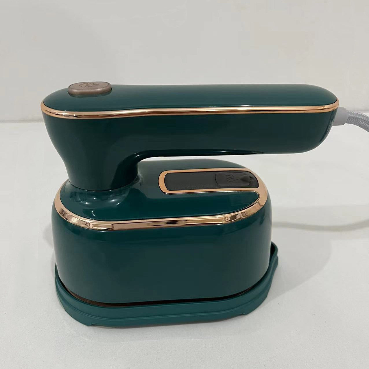 Portable Rotating Steam Iron – Wrinkle-Free Clothes in Seconds!